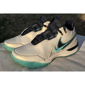 Nike LeBron Witness 4 Liverpool FC Mens Basketball Shoes Size 10 White Teal